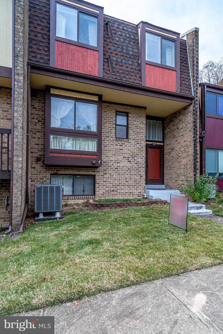 6812 Deer Run Drive - Photo 1