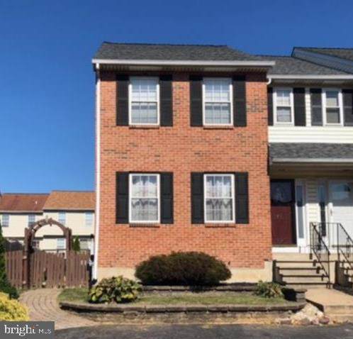 711 6TH Street - Photo 1