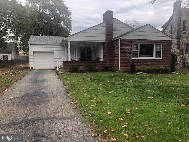 225 Bayard Avenue - Photo 1