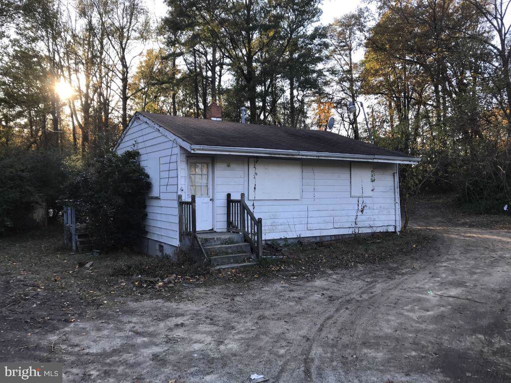 40665 Kavanagh Road - Photo 1