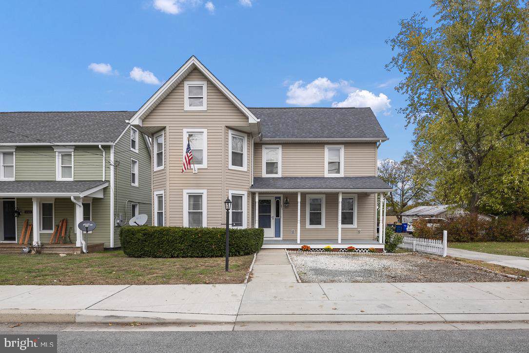 231 Main Street - Photo 1