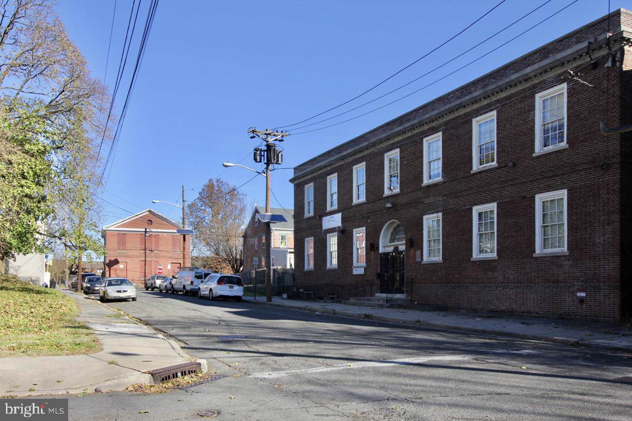 38-48 Fowler Street - Photo 1