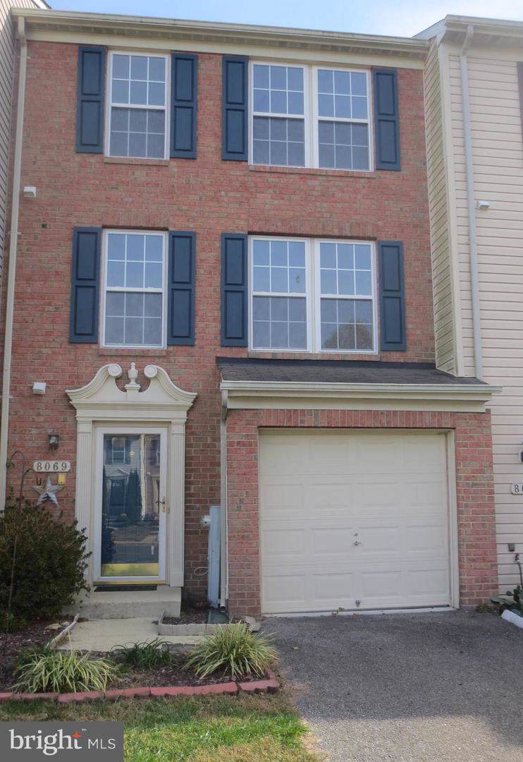 8069 Silver Fox Way - Photo 1