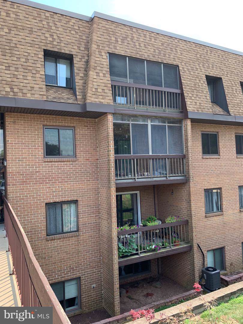 5422-3D4 Valley Green Drive - Photo 1
