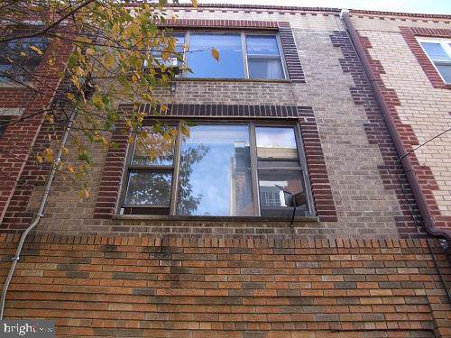 1174 Darien Street - Photo 1