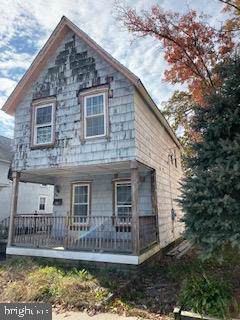 34 4TH Avenue - Photo 1