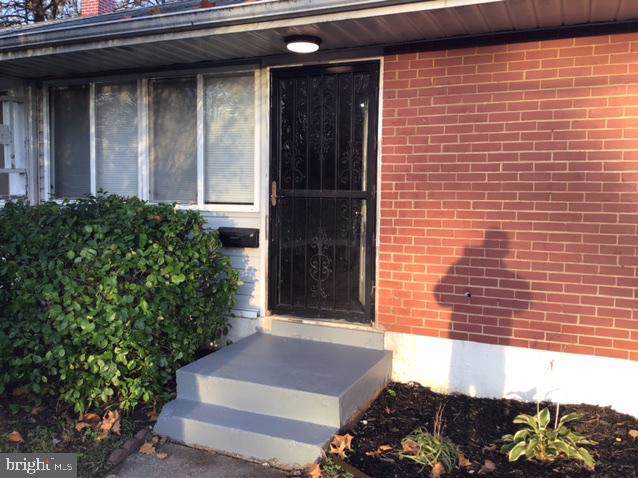 1915 Barlowe Place Place - Photo 1