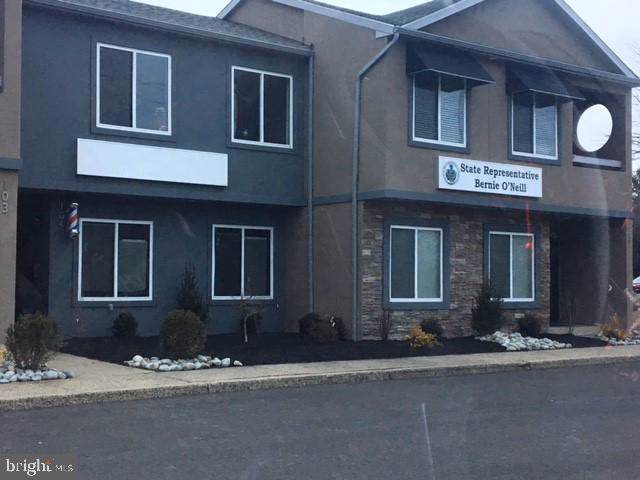 755 York Road - Photo 1