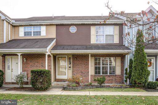 5435 Autumn Drive - Photo 1
