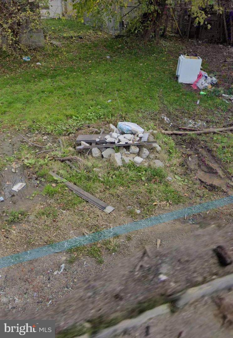 905 May Street - Photo 1