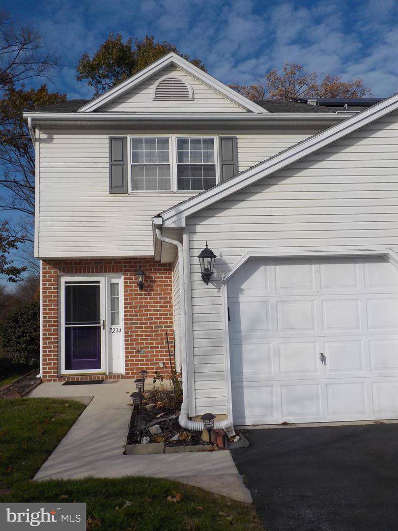 7234 Huntingdon Street - Photo 1