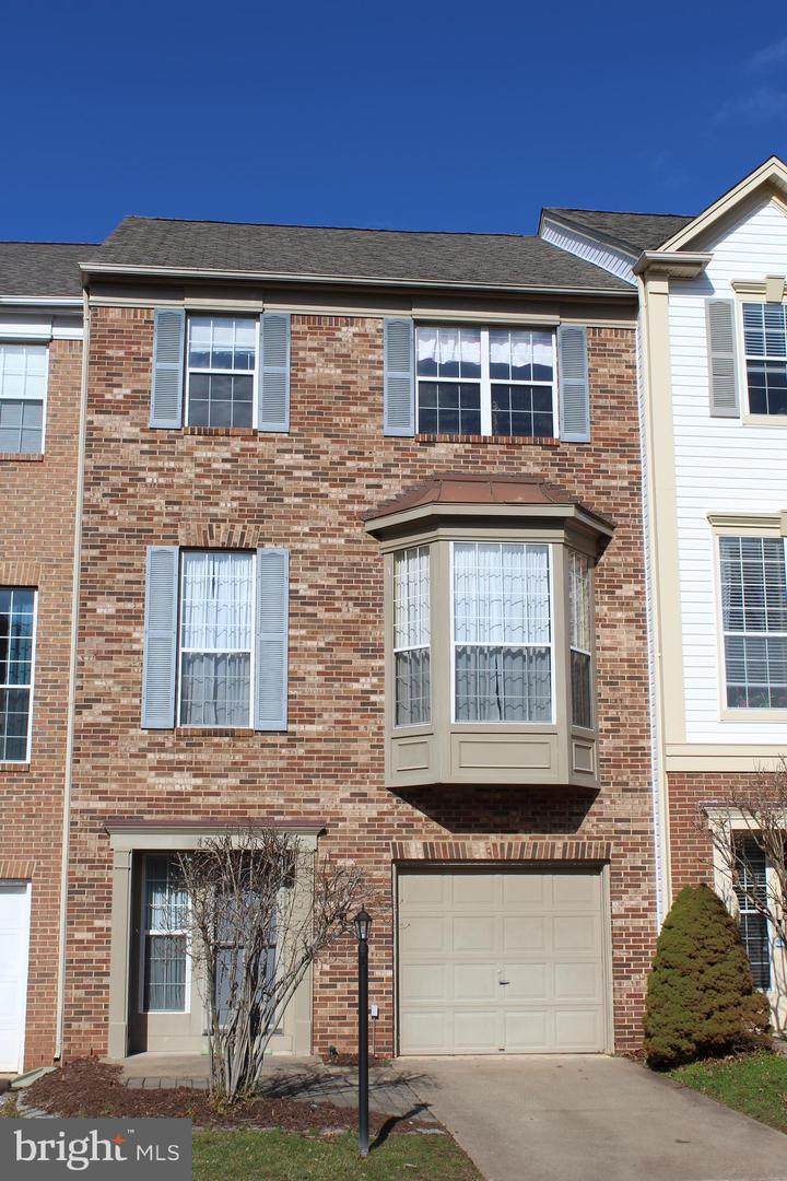 47610 Watkins Island Square - Photo 1