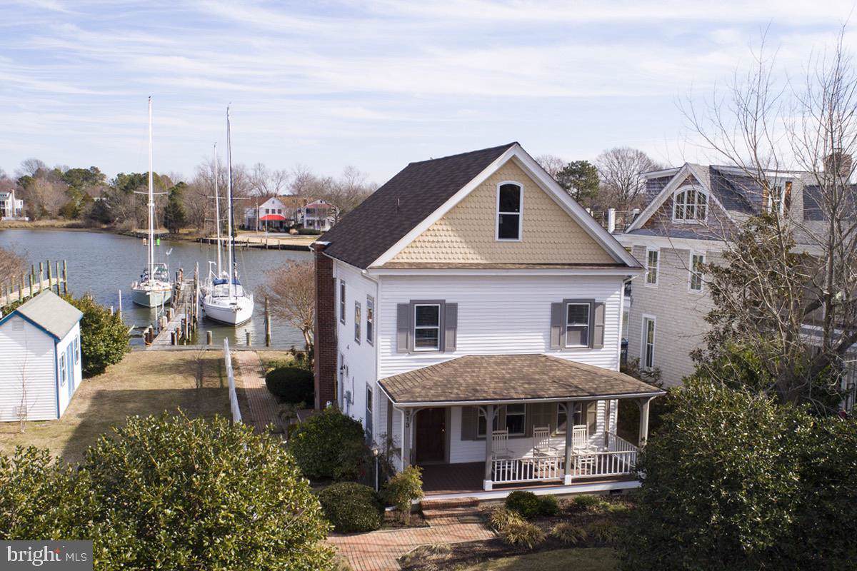 313 Morris Street - Photo 1