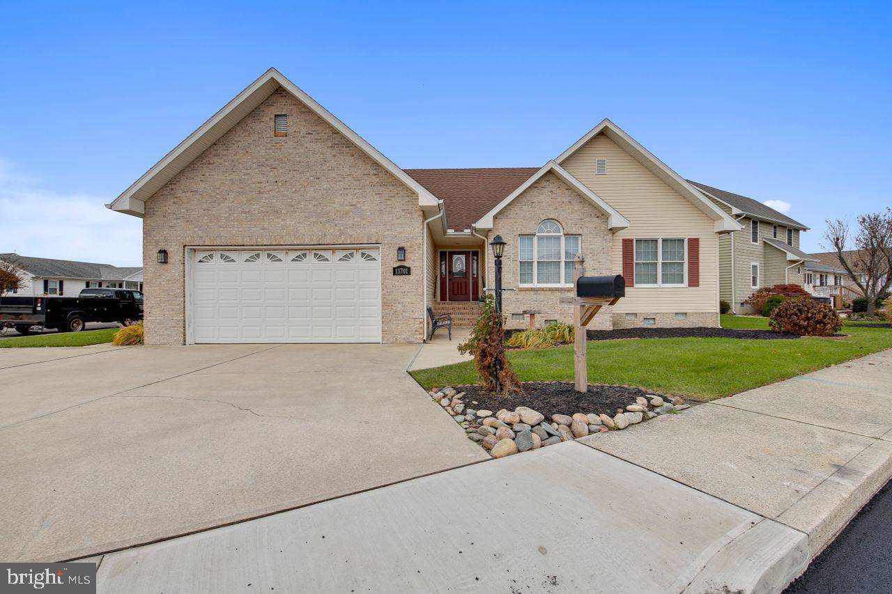 13701 Sailing Road - Photo 1