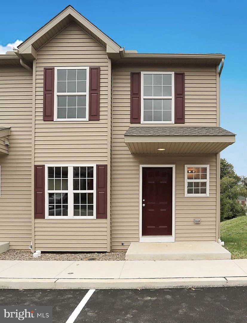 524 Arietta Court - Photo 1