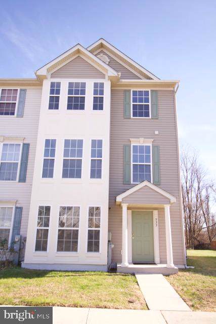 935 Pirates Court - Photo 1