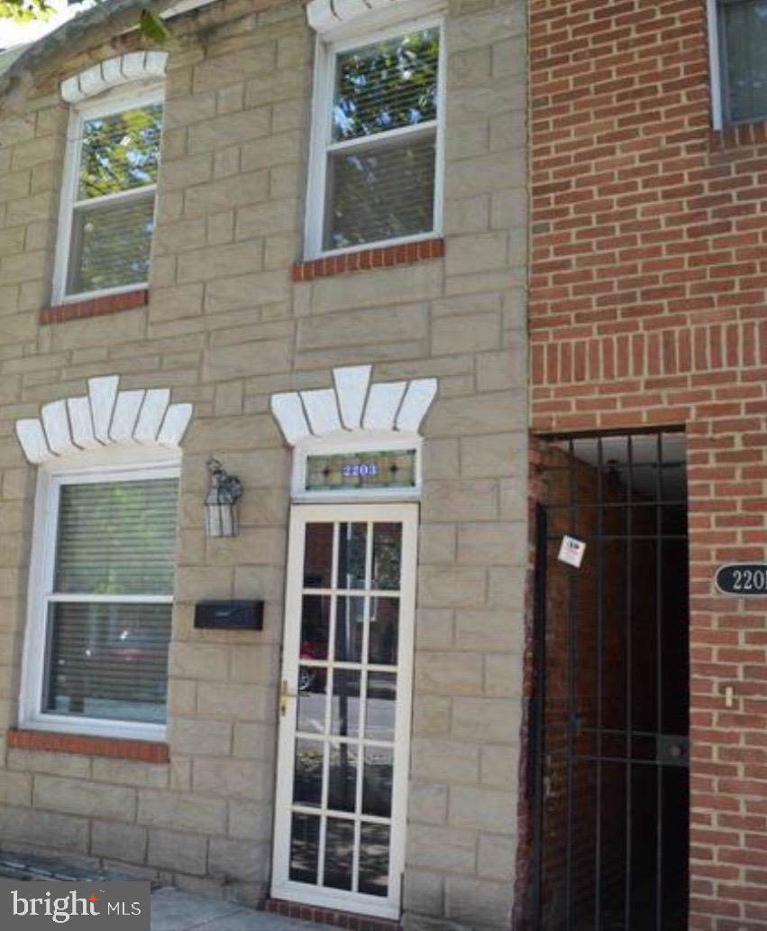 2203 Essex Street - Photo 1