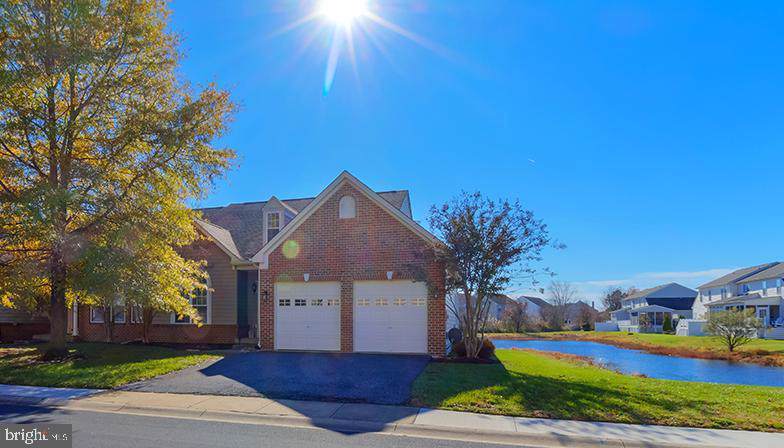 13 Avon Park Boulevard - Photo 1