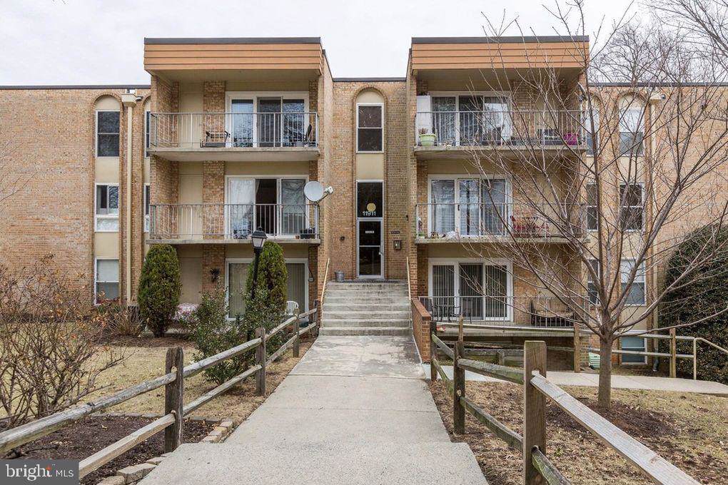 11911 Parklawn Drive - Photo 1