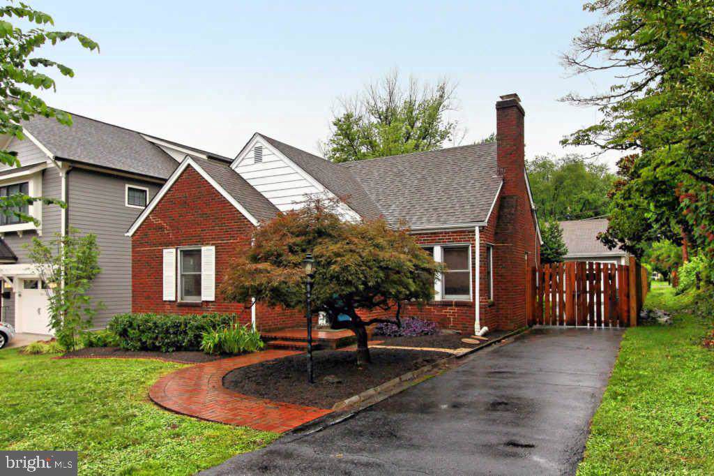 125 Greenway Boulevard - Photo 1