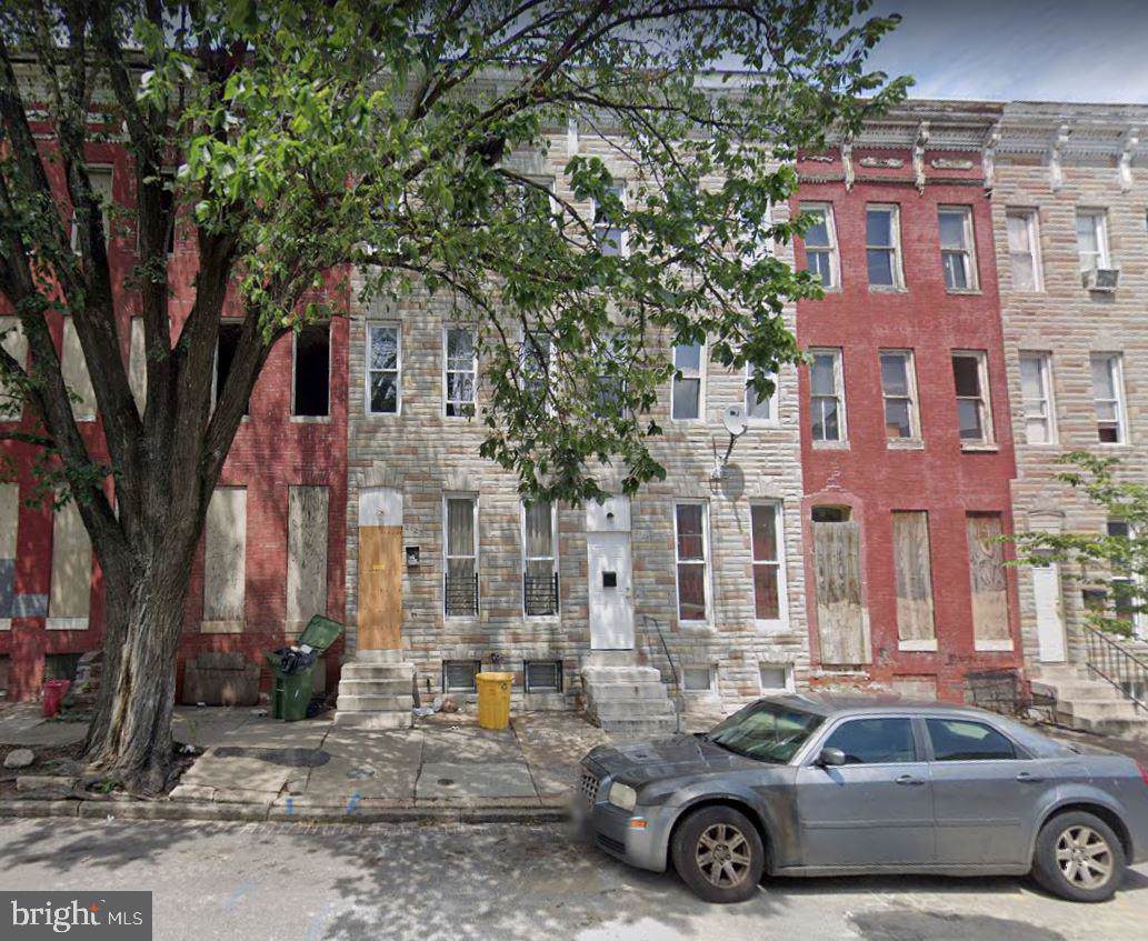 2127 Division Street - Photo 1