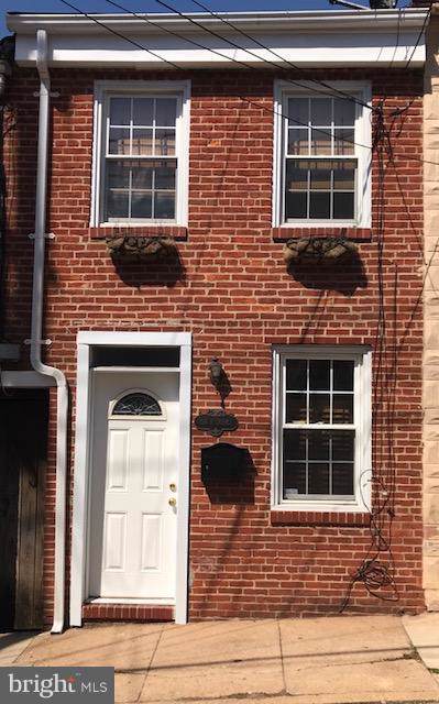 216 Chapel Street - Photo 1