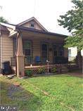 627 Pelham - Photo 1