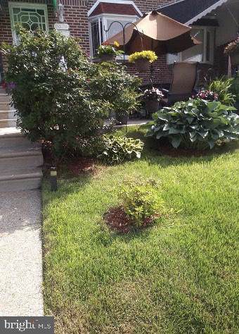 8639 Williams Avenue - Photo 1