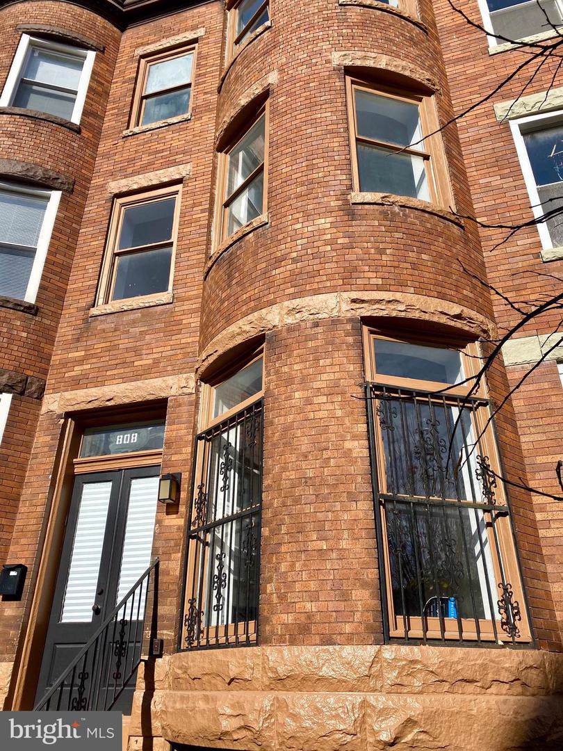 808 Newington Avenue - Photo 1 808 Newington Avenue - Photo 1