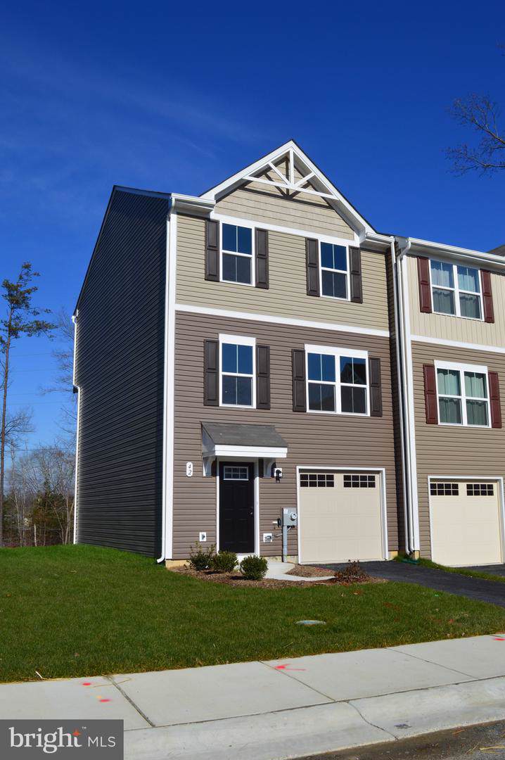 42 Honeylocust Circle - Photo 1