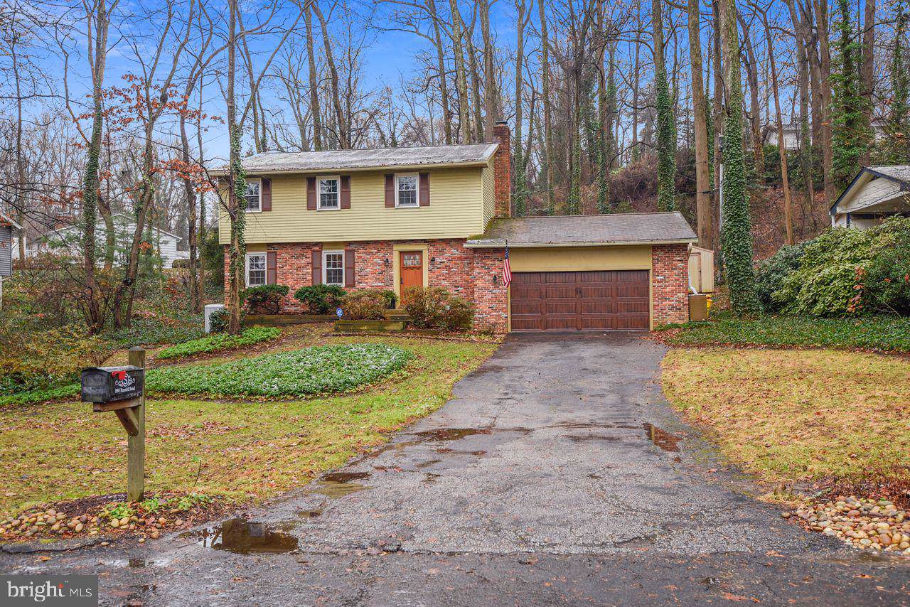 880 Randell Road - Photo 1