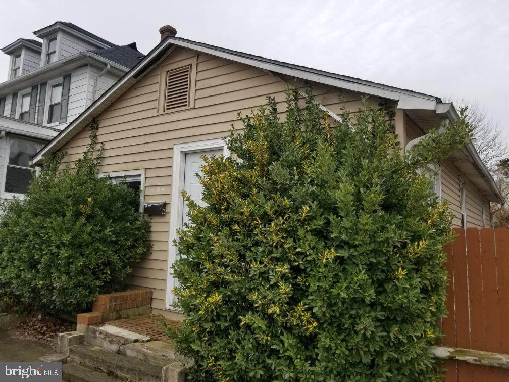 720 Erie Street - Photo 1