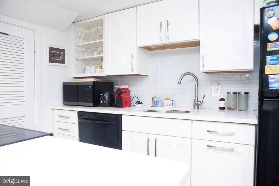 142 2ND Street - Photo 1