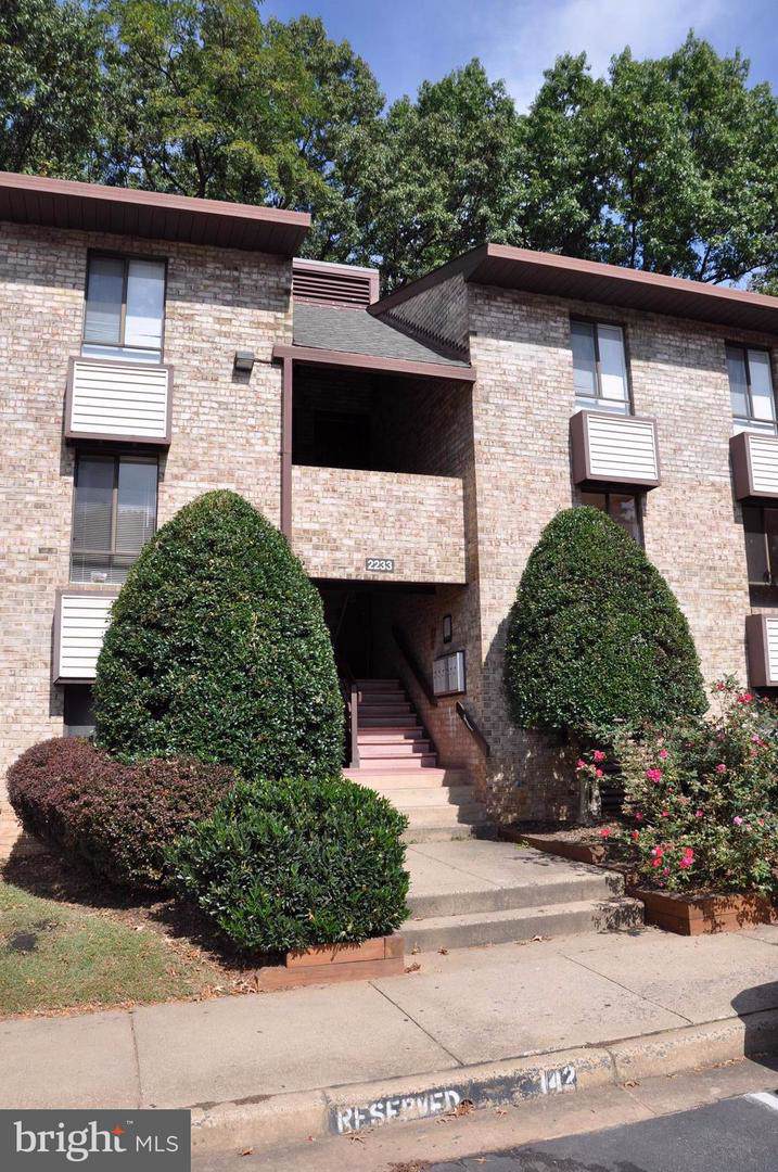 2233 Castle Rock Square - Photo 1
