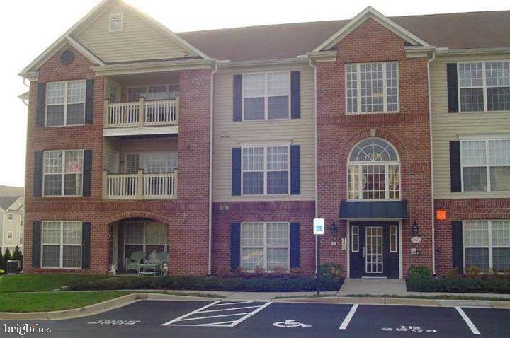 2504 Hemingway - Photo 1