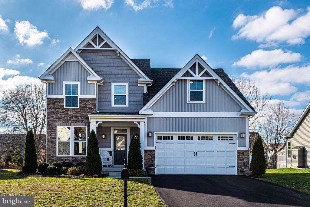 20 Golden Eagle Drive - Photo 1