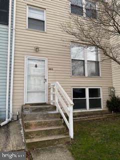 8815 Pennsbury Place - Photo 1