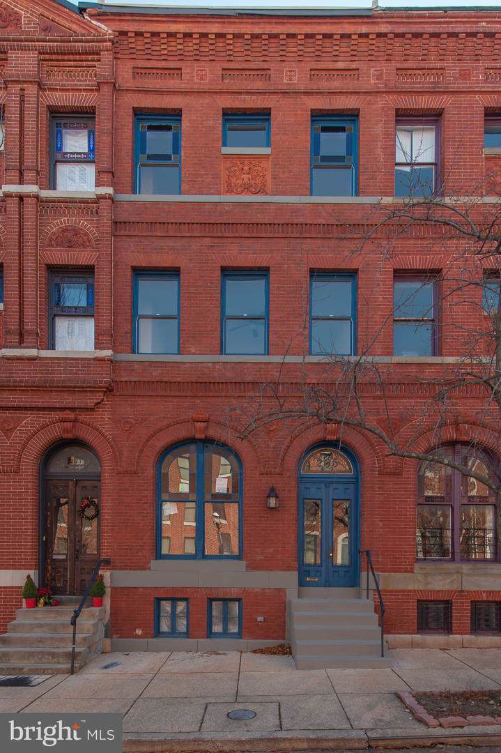 255 Robert Street - Photo 1