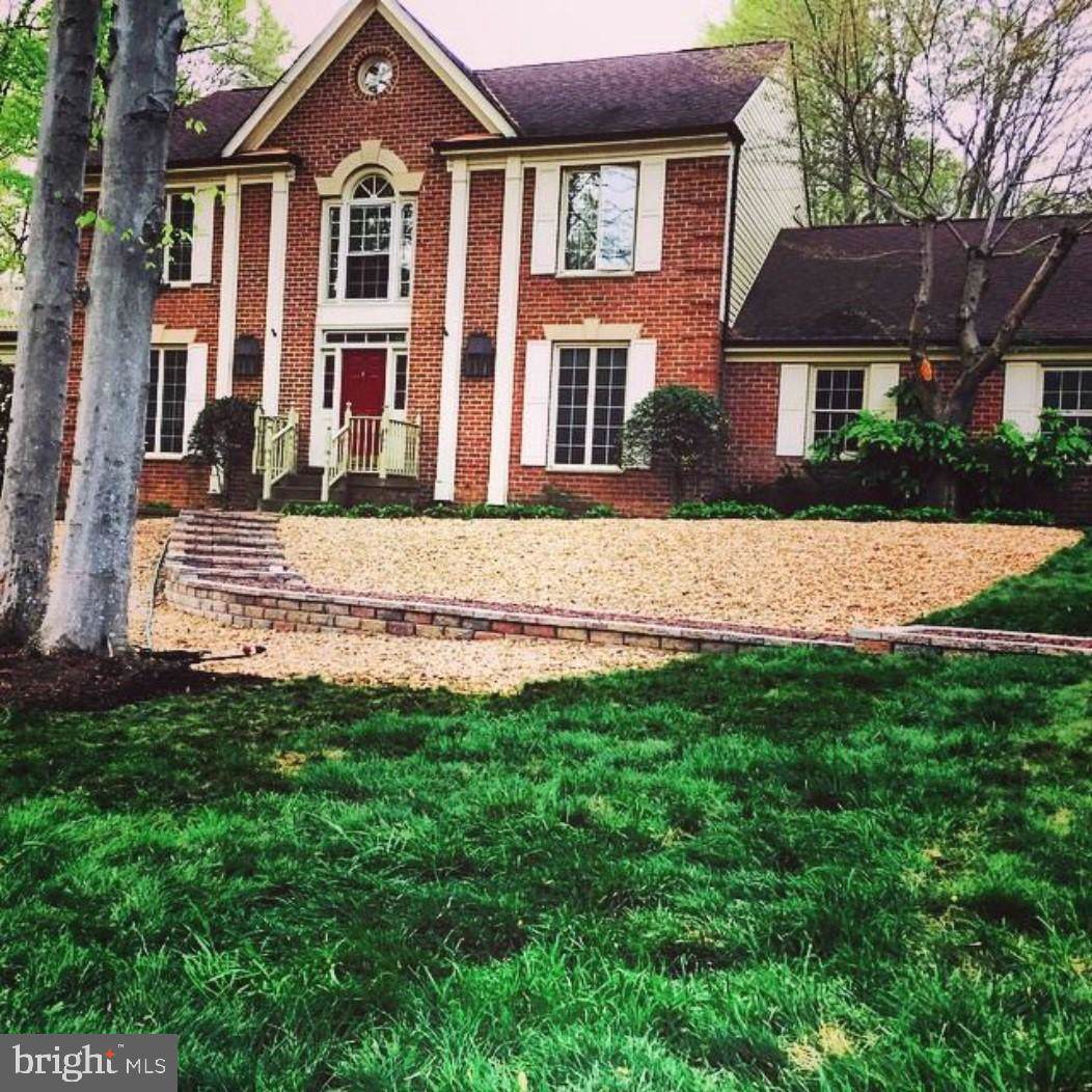 5000 Cannon Bluff Drive - Photo 1
