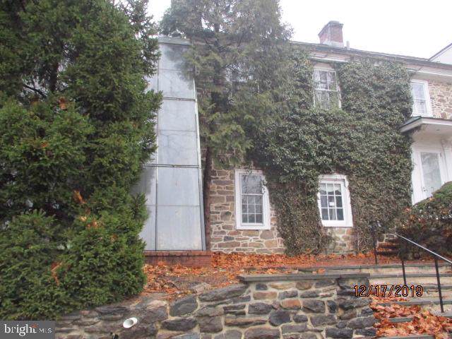 1425 Mount Pleasant Road - Photo 1