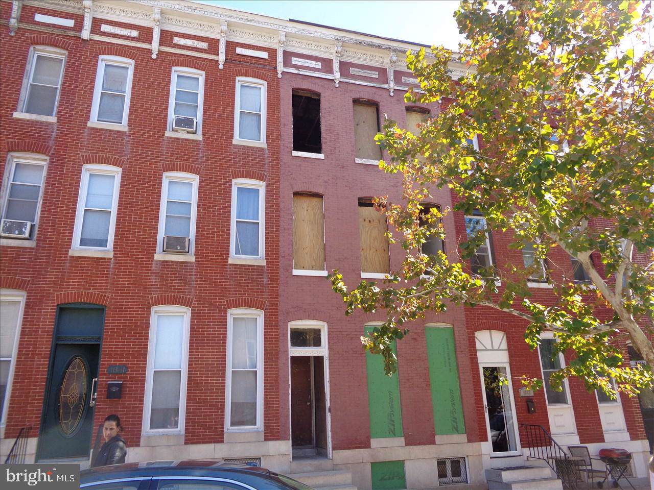 1829 Caroline Street - Photo 1