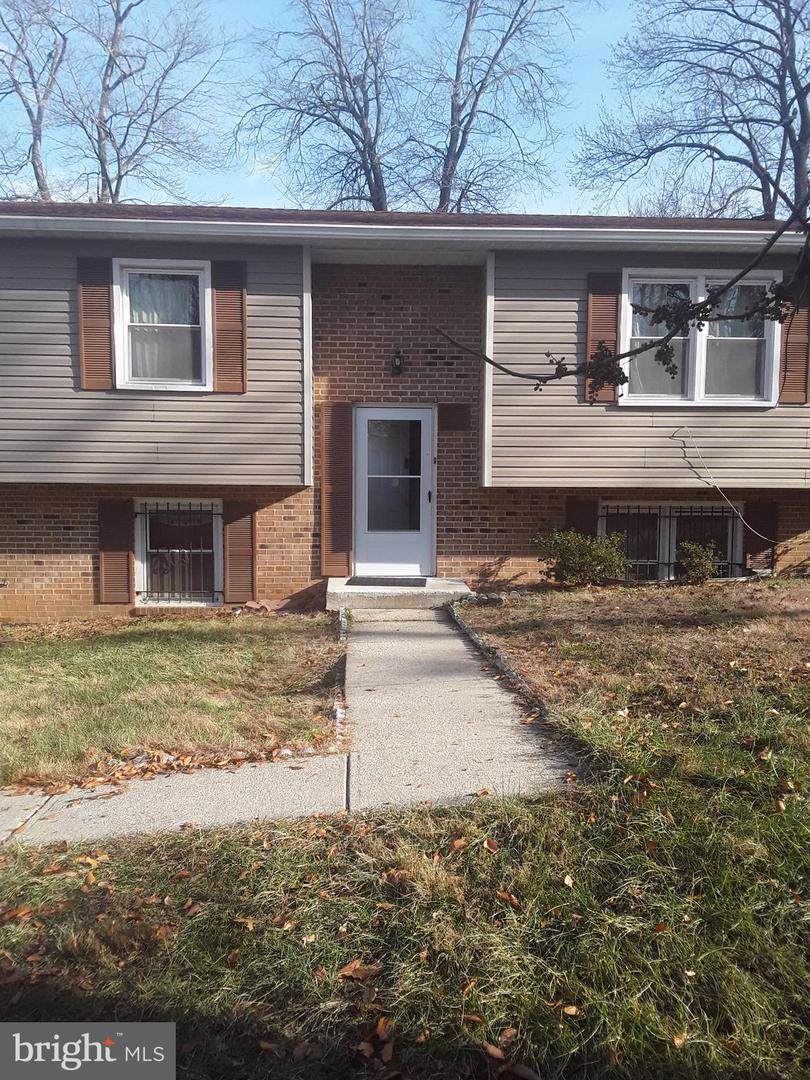 1435 10TH Street - Photo 1