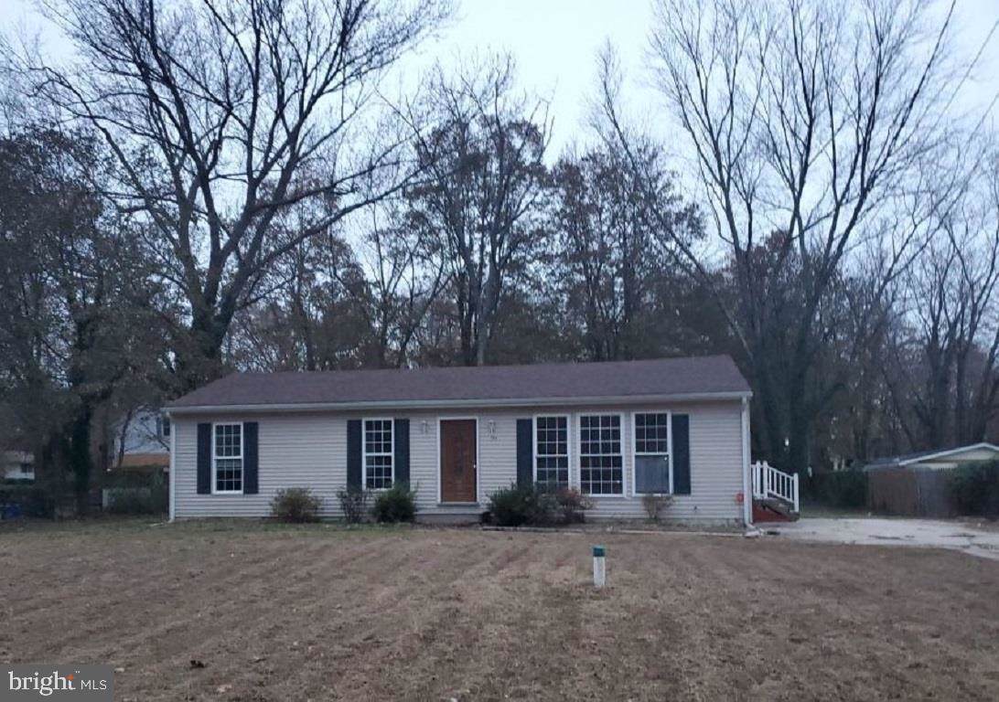 706 Railroad Boulevard - Photo 1
