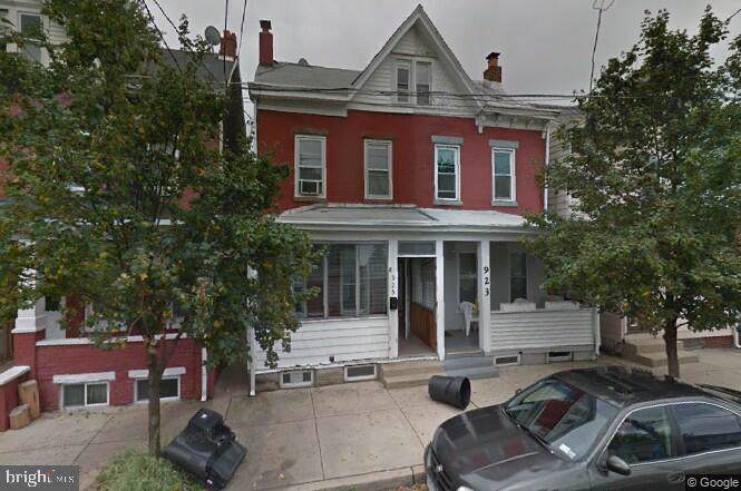923 Beatty Street - Photo 1
