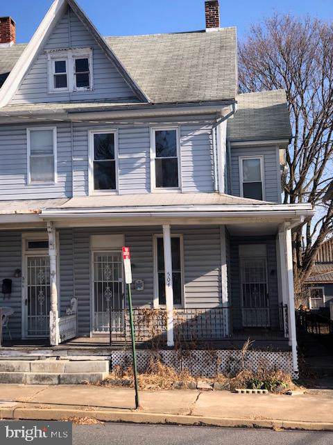 504 Railroad Street - Photo 1