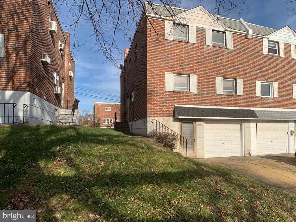1113 Tabor Terrace - Photo 1