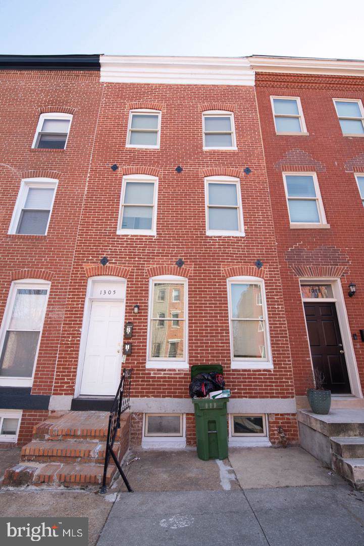 1305 Lombard Street - Photo 1