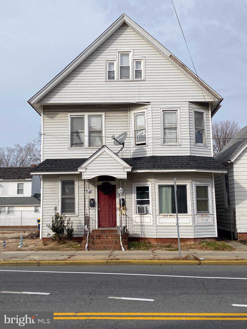 221 Division Street - Photo 1