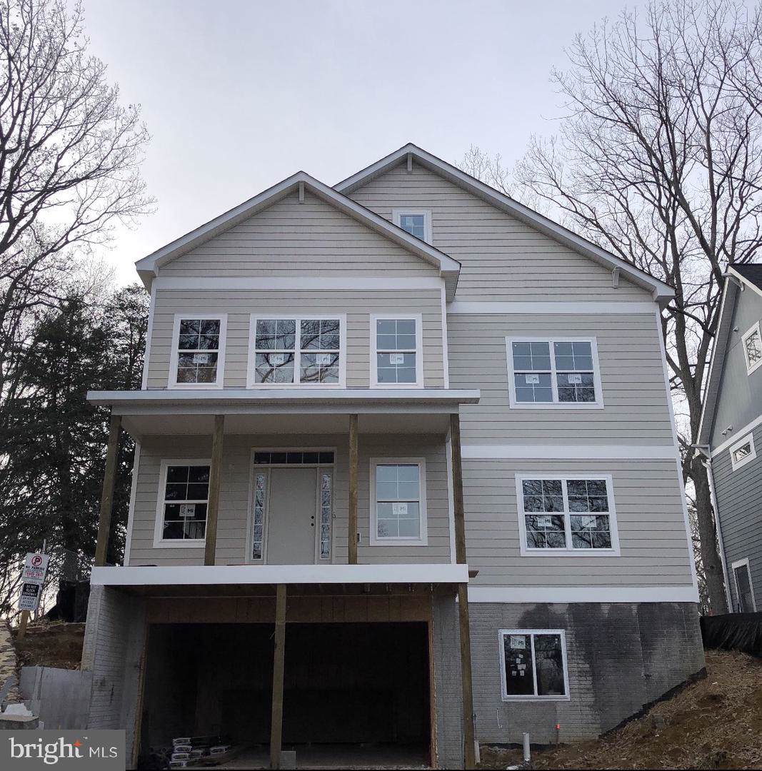 622 Old County Road - Photo 1