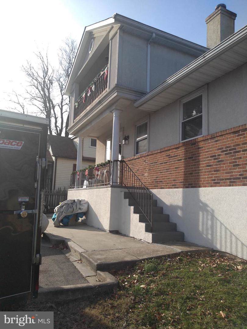 1202 Gregory Avenue - Photo 1